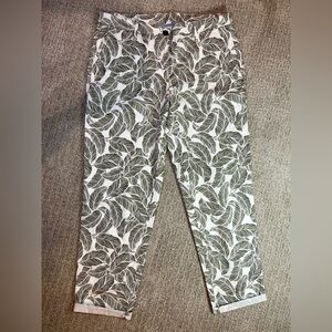 Talbots relaxed chino ankle pants, women’s sz 8, palm leaves